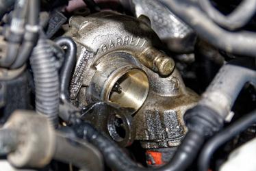 Diagnostyka turbosprężarek: Narzędzia i techniki.